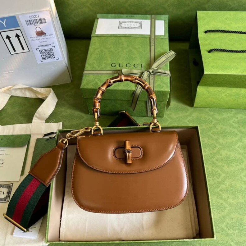 Top lv Gucci Small Top Handle Bag with Bamboo Cuir