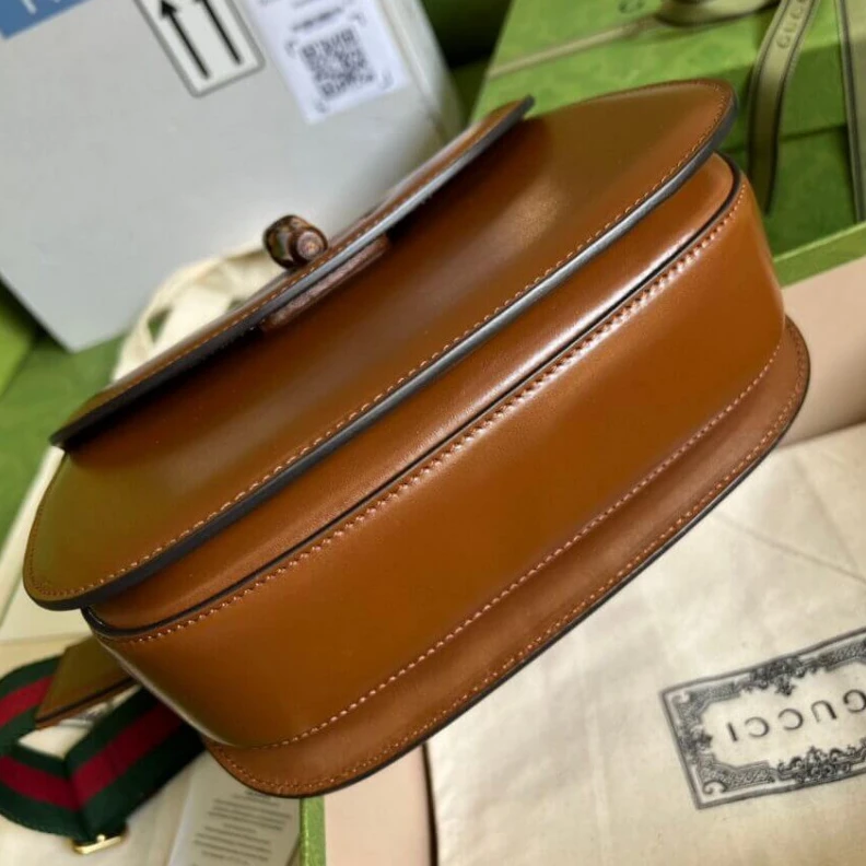 Top lv Gucci Small Top Handle Bag with Bamboo Cuir
