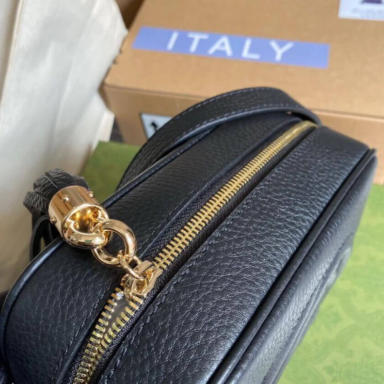 Replica bag Embossed Gucci Soho Small Leather Disco Bag Black