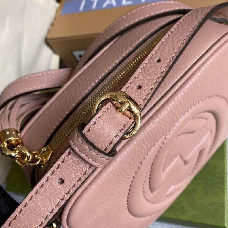 Top lv Embossed Gucci Soho Small Leather Disco Bag Pink