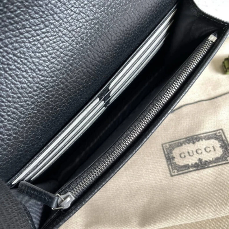 Replica bag Snap butt Gucci Textured Leather GG Marmont Mini Chain Bag