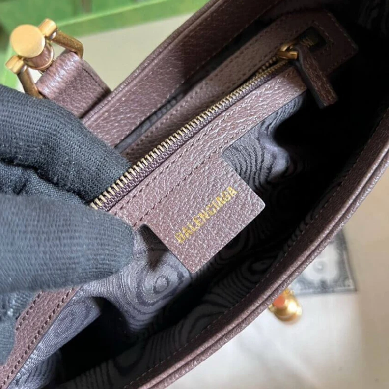 Kitlife This styl Gucci x Balenciaga Jackie 1961 Small Hobo Bag Coffee