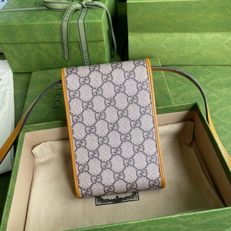 Top lv Beige ebo KAI x Gucci Mini Bag