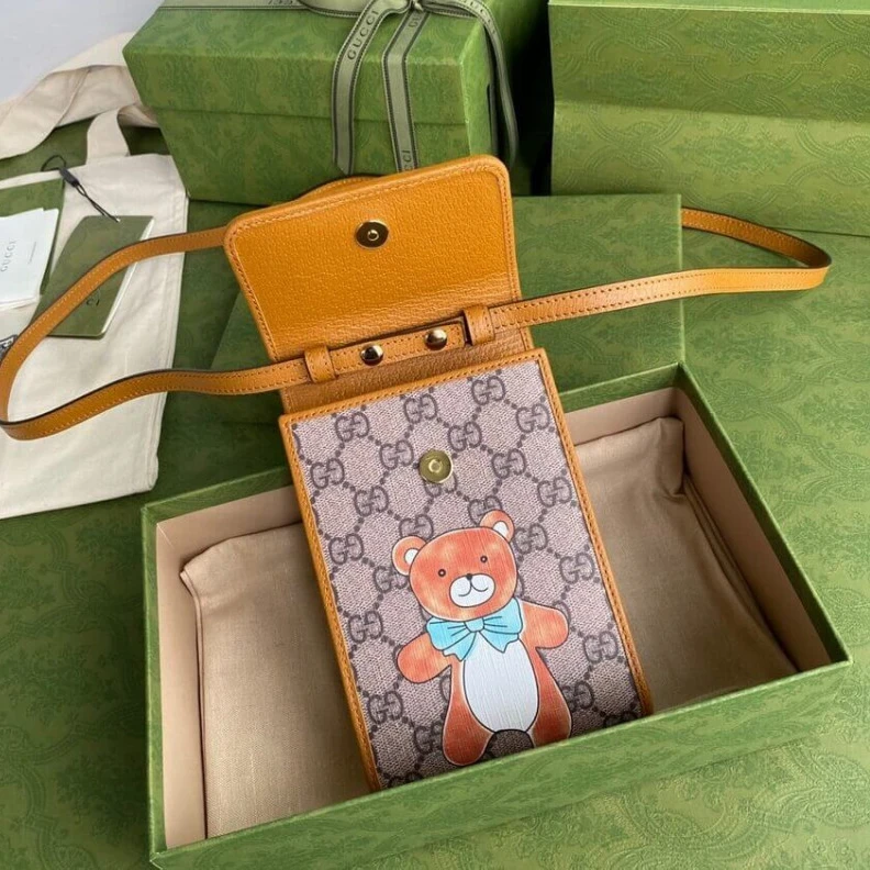 Top lv Beige ebo KAI x Gucci Mini Bag