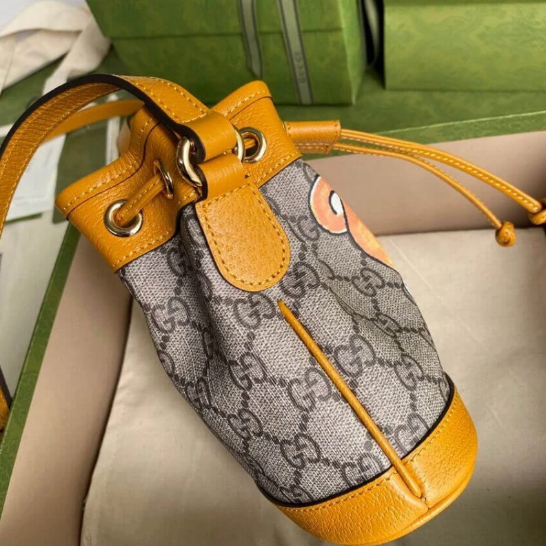 Kitlife ru Should st KAI x Gucci Ophidia Mini Bucket Bag