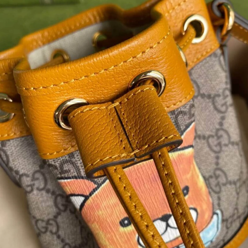 Kitlife ru Should st KAI x Gucci Ophidia Mini Bucket Bag