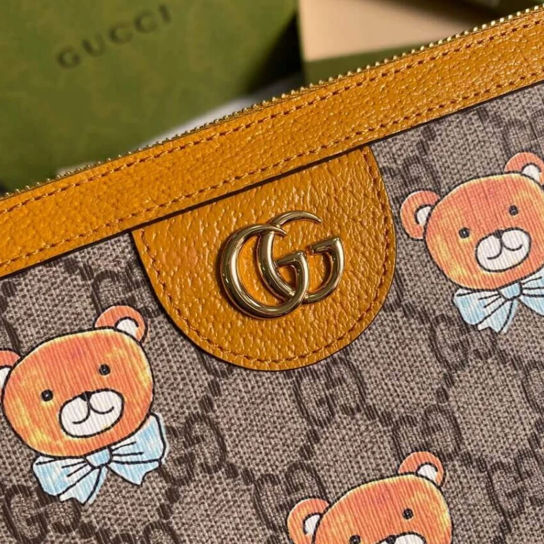 Replica bags lv Beige ebo KAI x Gucci Portfolio