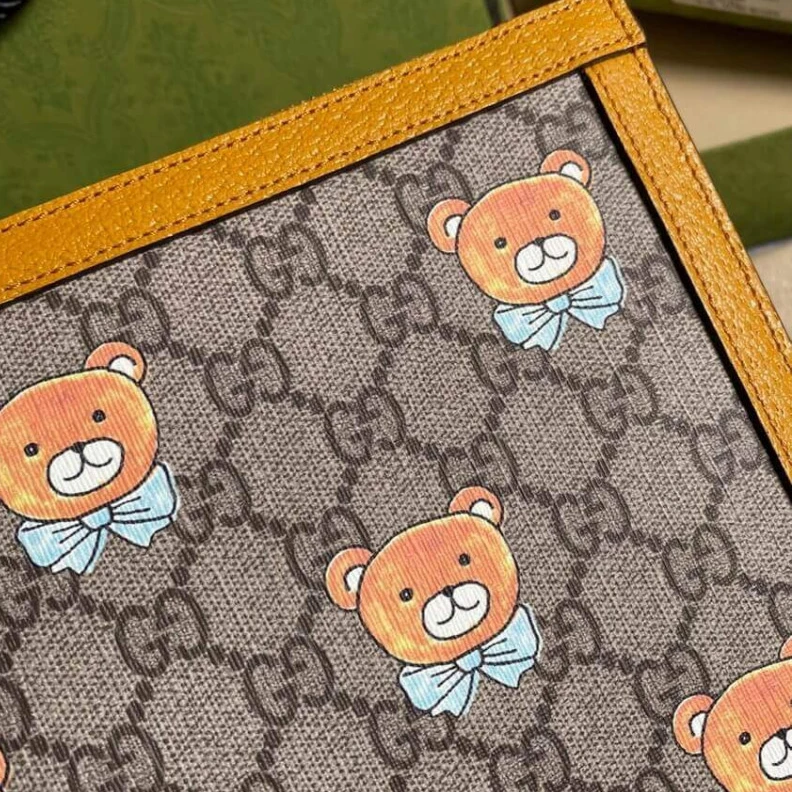 Replica bags lv Beige ebo KAI x Gucci Portfolio