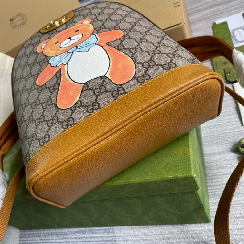 Louis vuitton locations Double G KAI x Gucci Teddy Bear Print Backpack