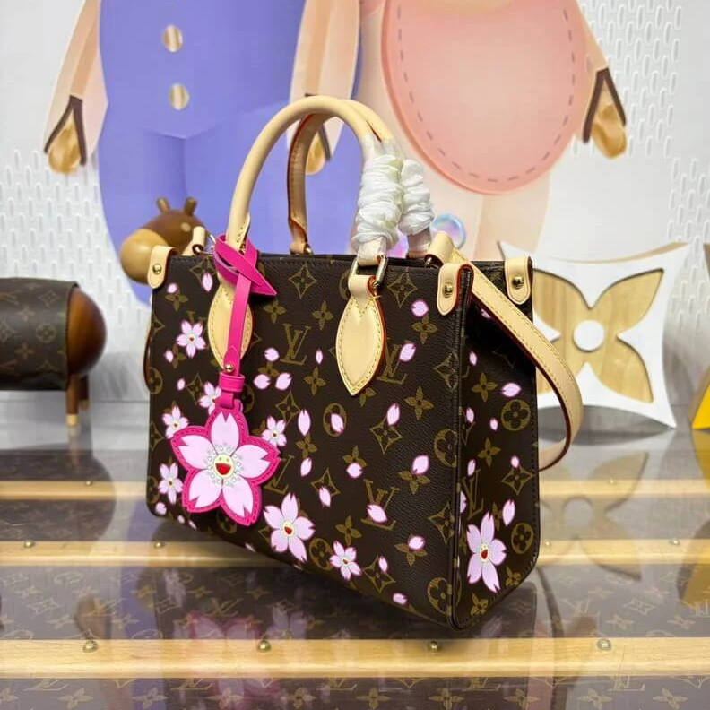 Mythick ru LV x TM OnTheGo PM Cherry Blossom