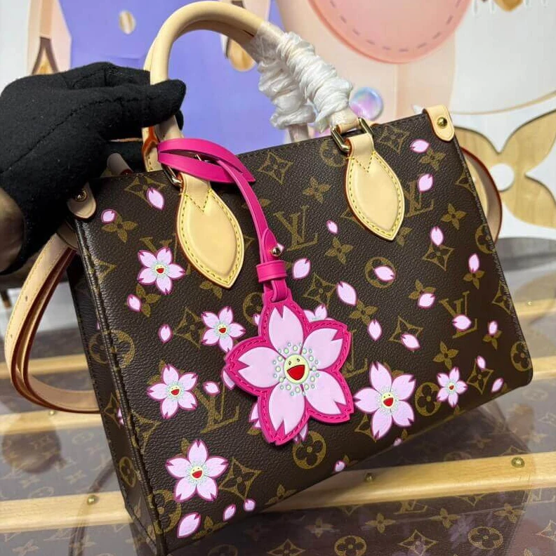 Mythick ru LV x TM OnTheGo PM Cherry Blossom