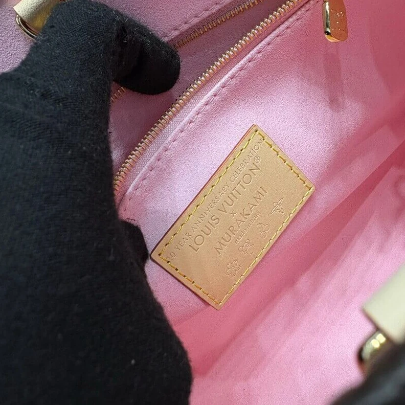 Mythick ru LV x TM OnTheGo PM Cherry Blossom