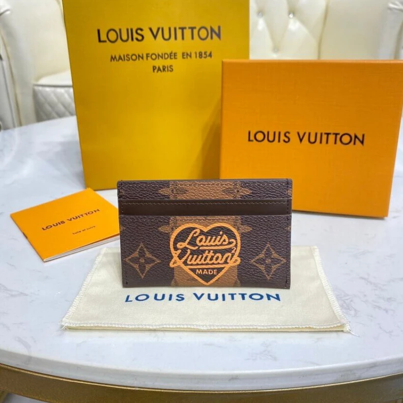 Louis vuitton locations Cowhidele Louis VuittoN Monogram Stripes Double Card Holder