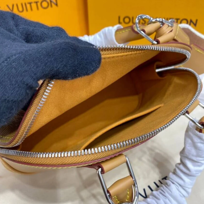 Lv belts replica Padlock Louis Vuitton Alma BB Honey Gold