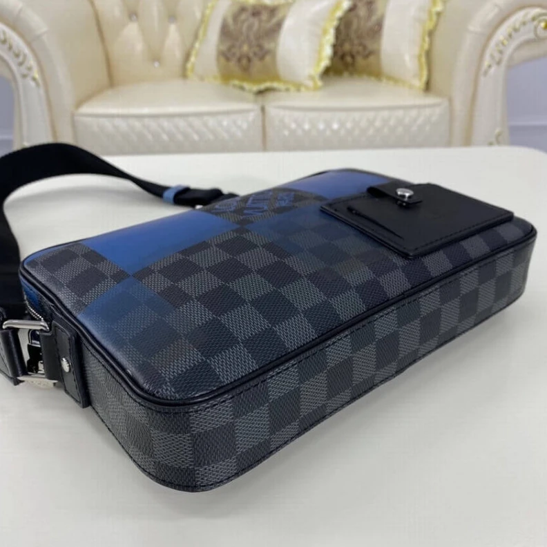 Top lv Strap Dro Louis Vuitton Alpha Messenger Blue