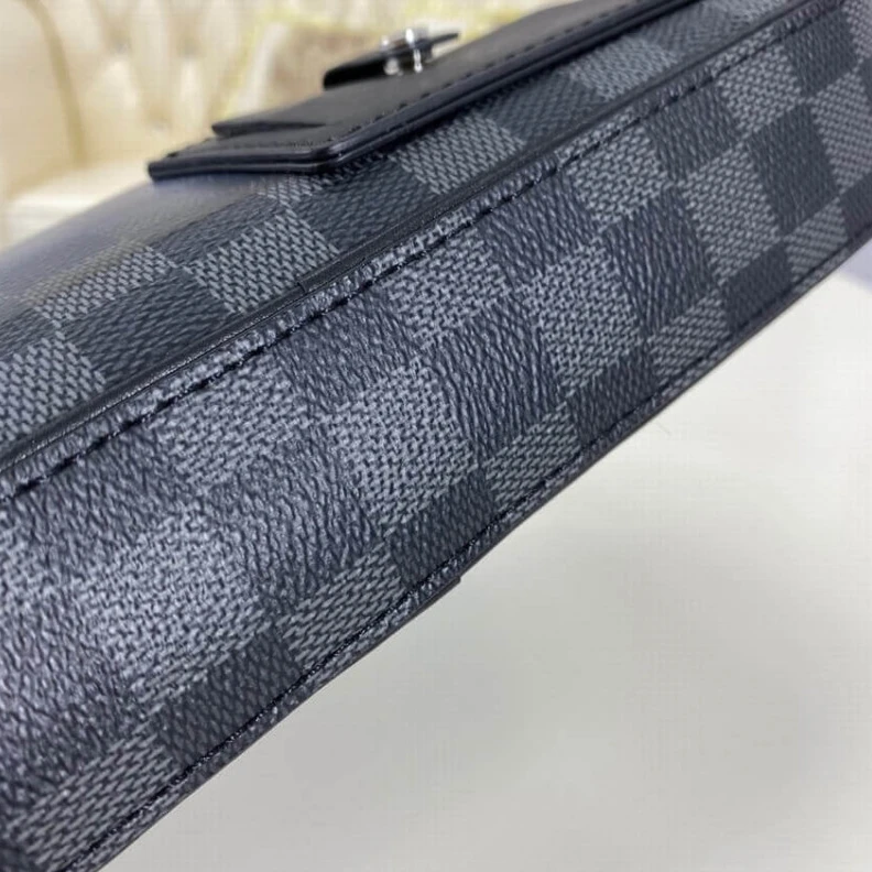 Top lv Strap Dro Louis Vuitton Alpha Messenger Blue