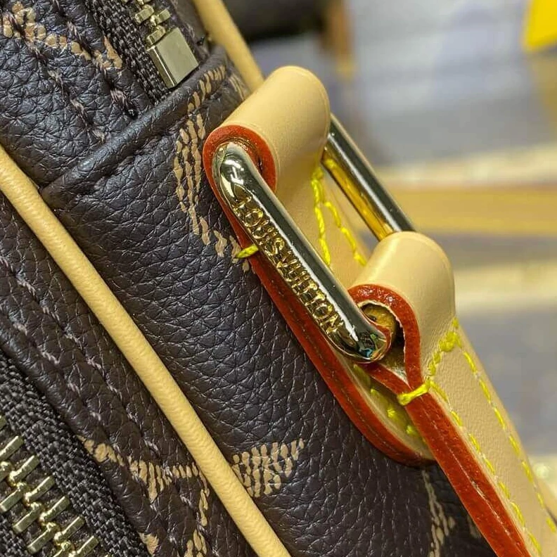 Replica bags Louis Vuitton Amazone Crossbody Bag