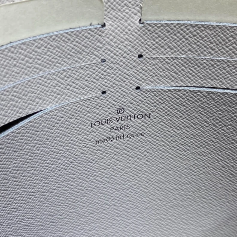 Lv belts replica The Pochet Louis Vuitton Antarctica Damier Graphite 3D Canvas Pochette Voyage