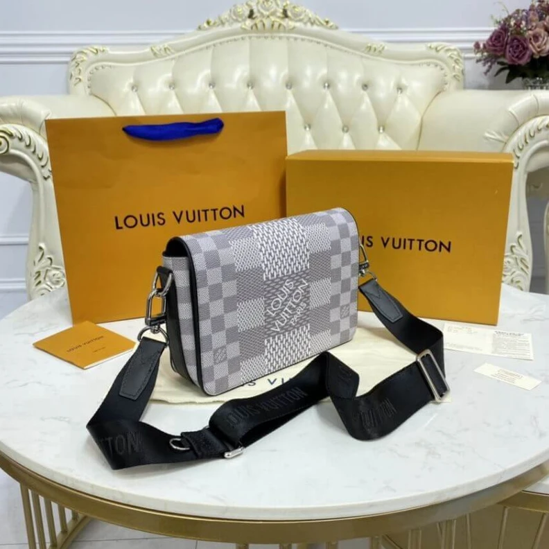 Replica bags lv Silvercol Louis Vuitton Antarctica Damier Graphite Studio Messenger