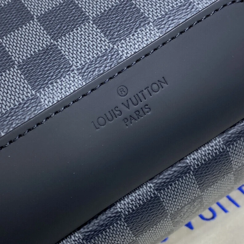 Mythick 2 inside Louis Vuitton Avenue Sling Bag