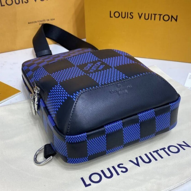 Mythick 20 x 31 x Louis Vuitton Avenue Slingbag Navy Blue