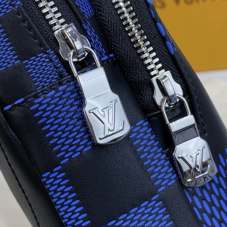 Mythick 20 x 31 x Louis Vuitton Avenue Slingbag Navy Blue