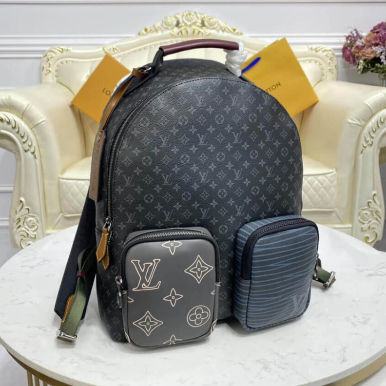 Top lv 2 zipped Louis Vuitton Backpack Multipocket