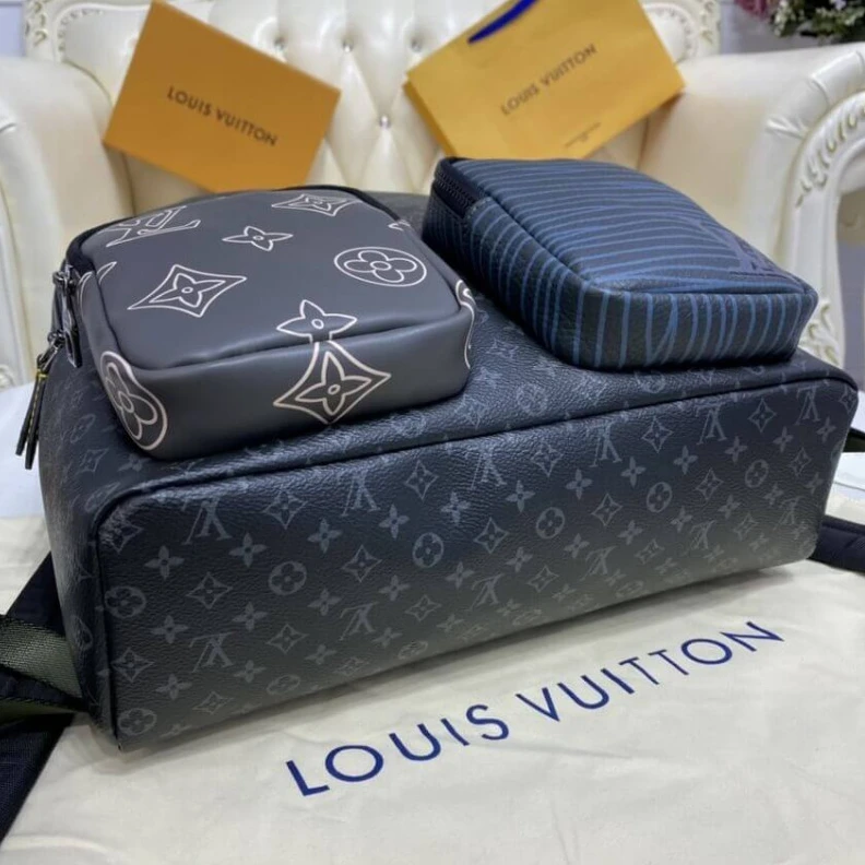Top lv 2 zipped Louis Vuitton Backpack Multipocket