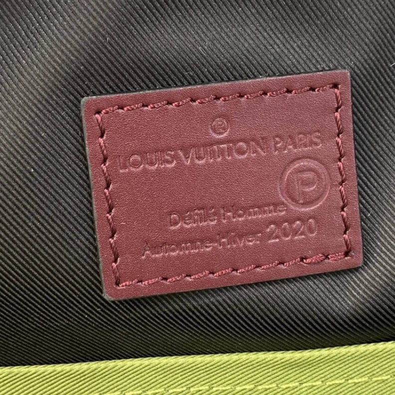 Top lv 2 zipped Louis Vuitton Backpack Multipocket