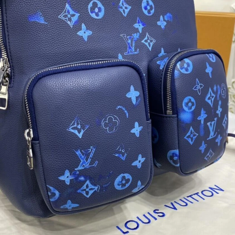 Replica bags 2 zipped Louis Vuitton Backpack Multipocket