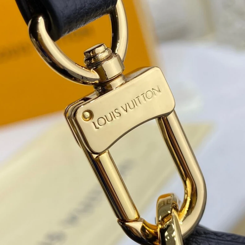 Replica bags Louis Vuitton Bagatelle Black White