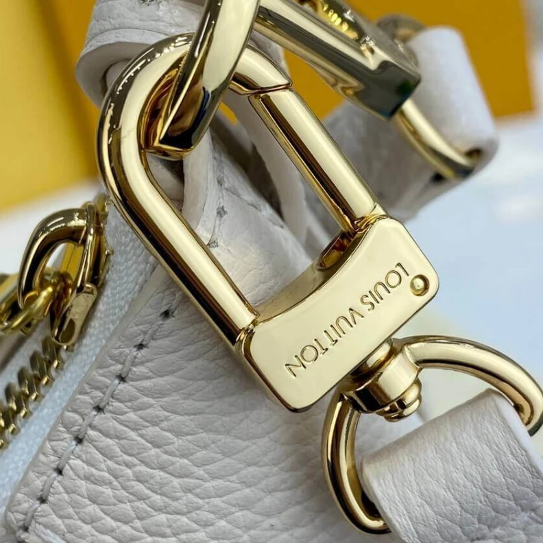 Louis vuitton locations Strap dro Louis Vuitton Bagatelle Rose Beige
