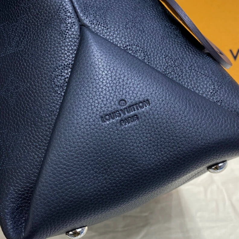 Lv belts replica Strap Dro Louis Vuitton Beaubourg Hobo MM Black