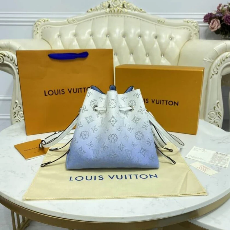 Replica bags lv Leather d Louis Vuitton Bella Gradient Blue
