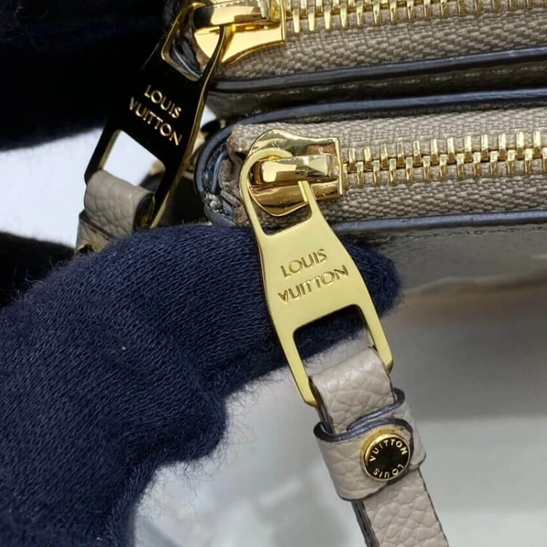 Strap:Rem Louis Vuitton Bicolor Double Zip Pochette Grey