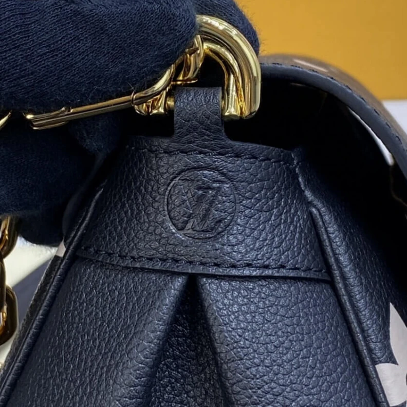 Top lv Chain dro Louis Vuitton Bicolor Monogram Empreinte Leather Favorite Bag