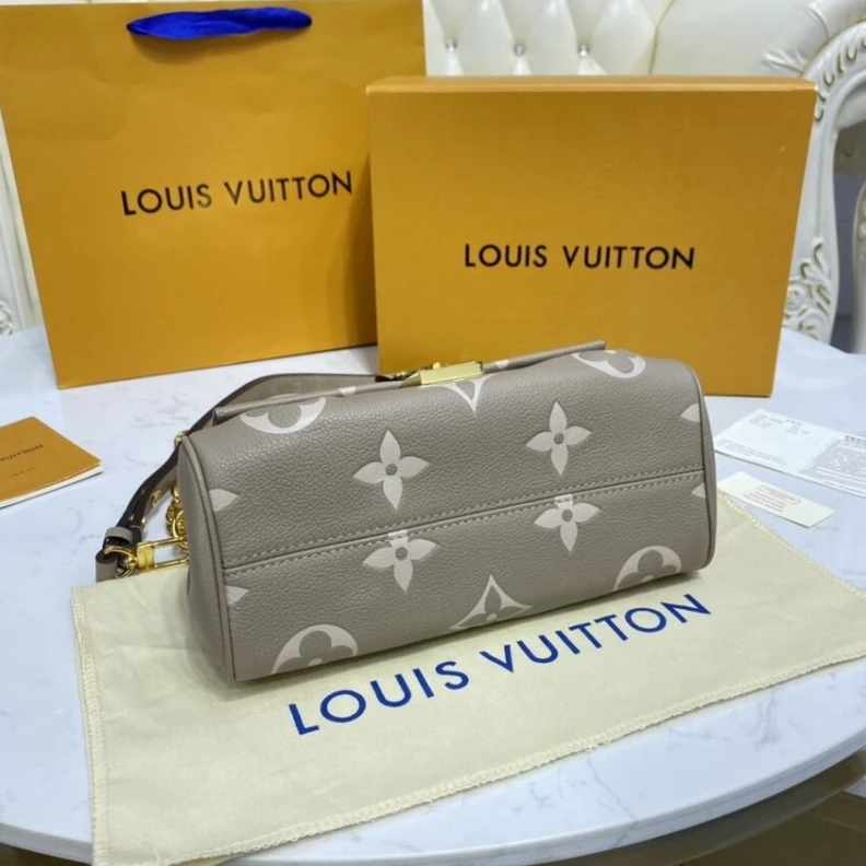 Louis vuitton locations Strap:Rem Louis Vuitton Bicolor Monogram Empreinte Leather Favorite Bag