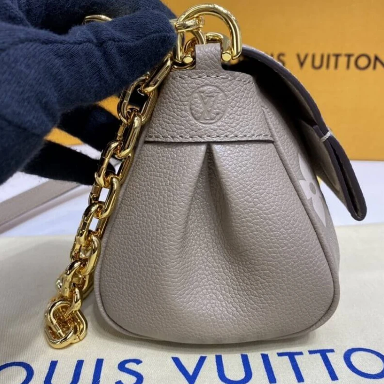 Louis vuitton locations Strap:Rem Louis Vuitton Bicolor Monogram Empreinte Leather Favorite Bag