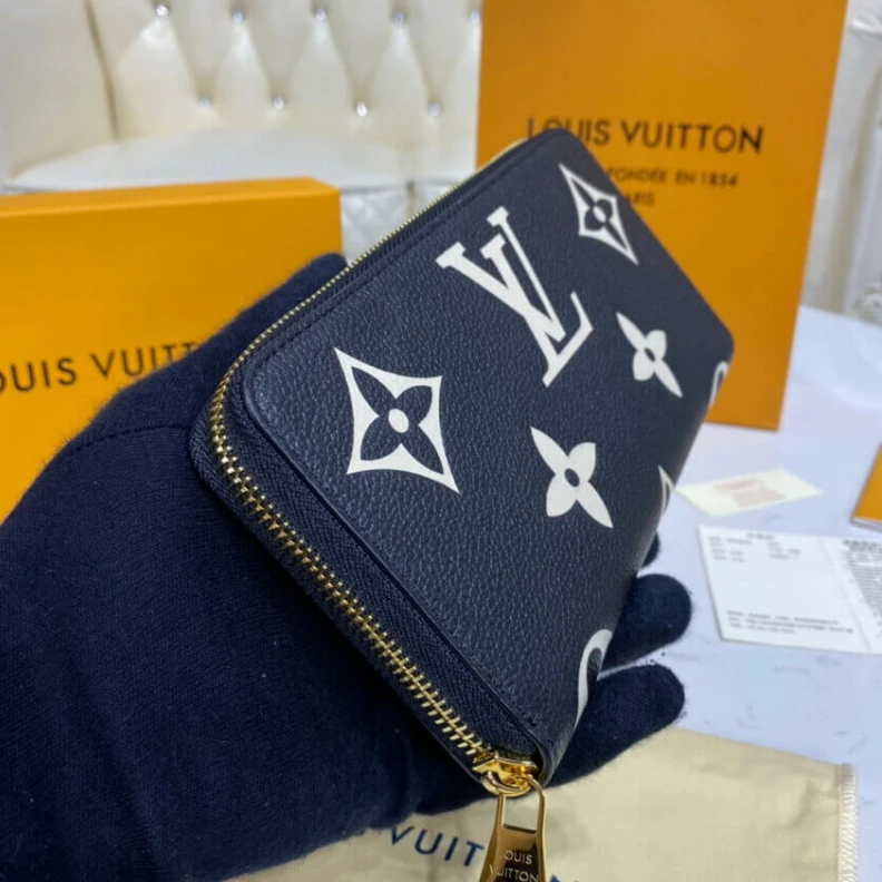 Mythick.ru Zipped co Louis Vuitton Bicolor Monogram Empreinte Leather Zippy Wallet Black   Beige