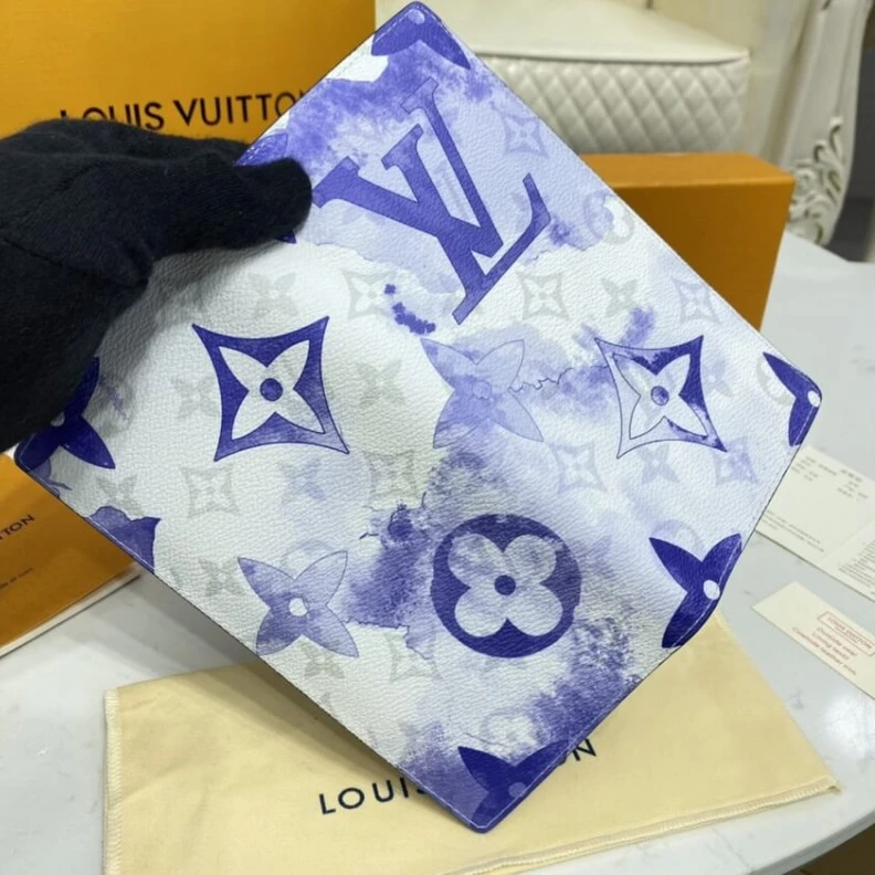 Replica bag 1 large z Louis Vuitton Blue Brazza Wallet