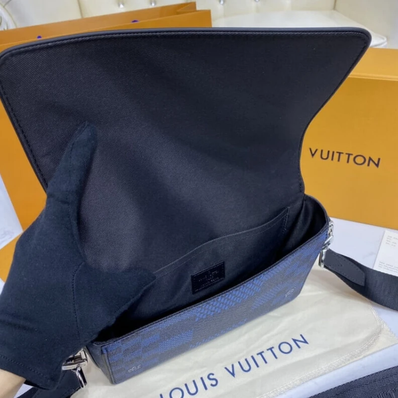 Replica bags Outside f Louis Vuitton Blue Damier Graphite Studio Messenger