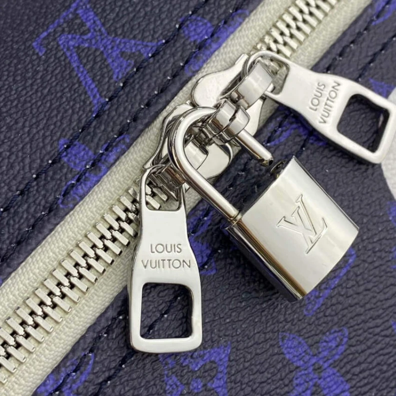 Replica bags Inside zi Louis Vuitton Blue Vintage Monogram Canvas Keepall Bandouliere 55