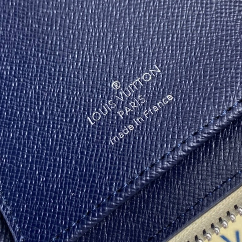 Lv belts replica Large gus Louis Vuitton Blue Zippy Wallet Vertical