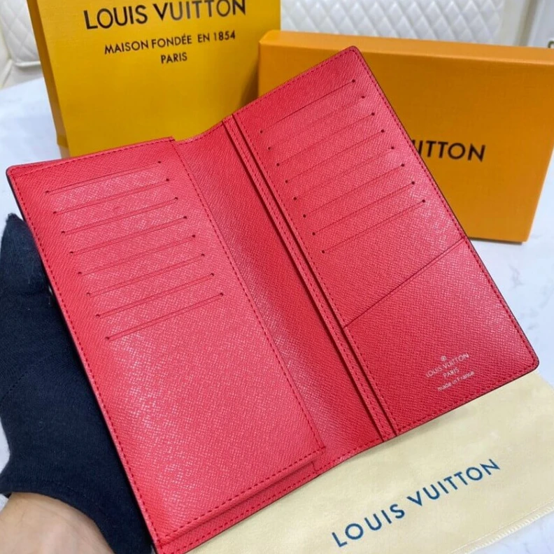 Top lv 1 ID or b Louis Vuitton Brazza Wallet
