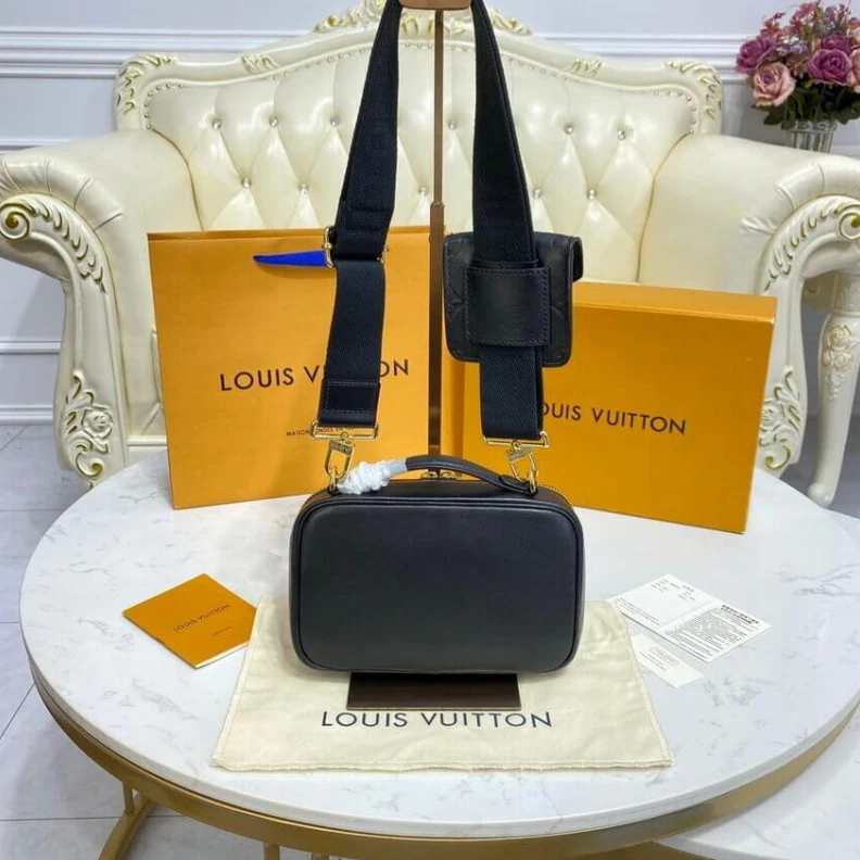 Replica bag Black Louis Vuitton Calfskin Leather Utility Crossbody Black
