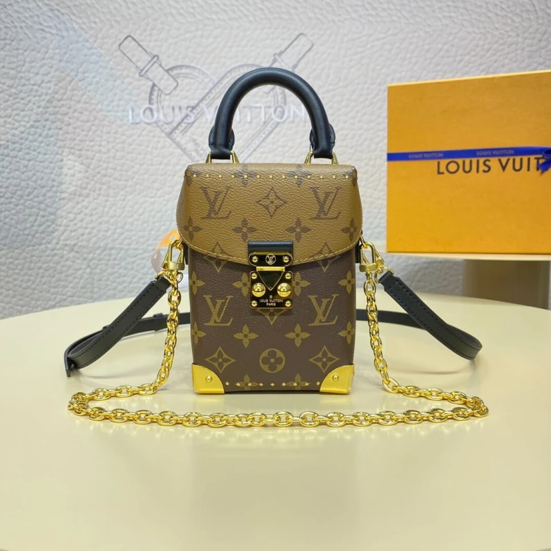 Top lv The Camera Louis Vuitton Camera Box Bag