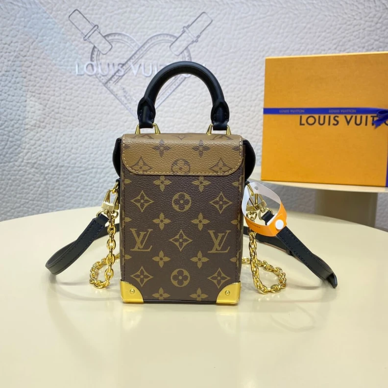 Top lv The Camera Louis Vuitton Camera Box Bag