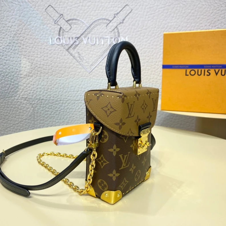 Top lv The Camera Louis Vuitton Camera Box Bag