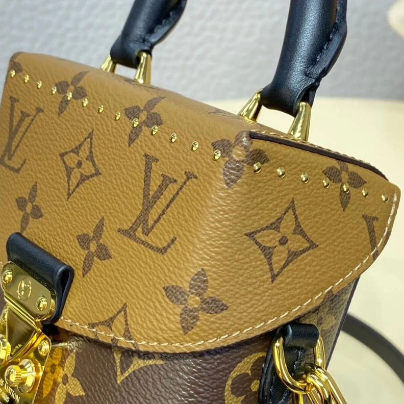 Top lv The Camera Louis Vuitton Camera Box Bag