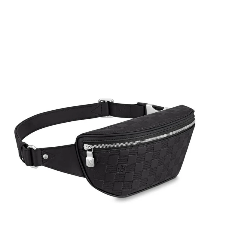 Buckle fa Louis Vuitton Campus Bumbag